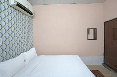 OYO 86628 Ojas Palace