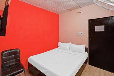 OYO 86628 Ojas Palace