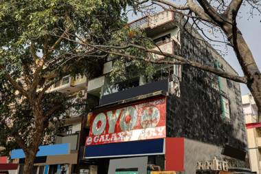 OYO 87070 Galaxy Stay