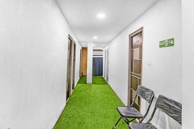 OYO 87070 Galaxy Stay