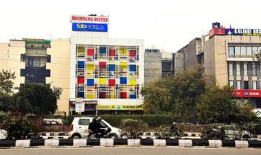 FabHotel Qotel Nirvana Suites