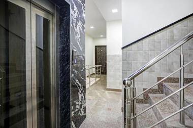 OYO 86607 Hotel Mayur