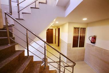 HOTEL PLATINUM IGI Airport