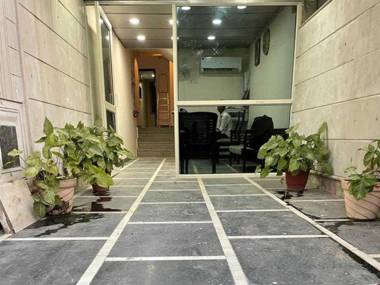 OYO 88452 White House Tower