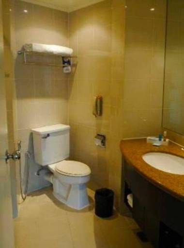 OYO 88672 Hotel Divyanka Inn