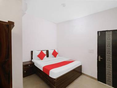 OYO Flagship 87033 Jps Advance