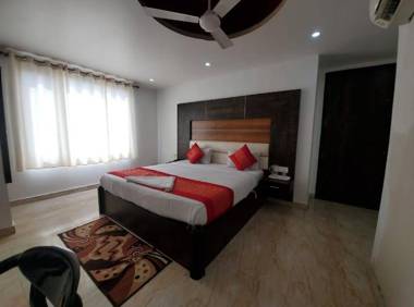 Hotel The Amour DX Near IGI Airport Delhi