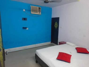 OYO 89748 Rl Residency