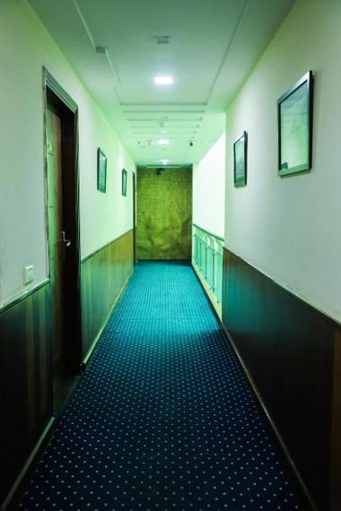 SCOOVEY The BMK Hotel & Banquets