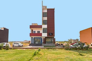 Capital O 89538 Hotel The Royal Orbit