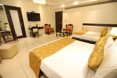 Hotel Amrapali Grand