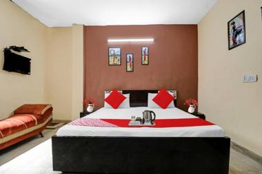 OYO 90747 Dream Palace