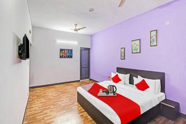 OYO Flagship 90606 Jps The Town