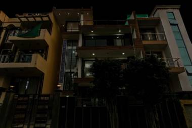 Townhouse 1071 Hotel Metro Inn Residency