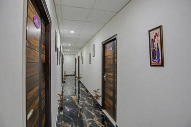 Capital O 90233 Starline Residency