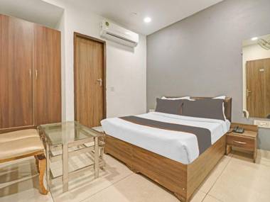 OYO 90662 Heaven Seven