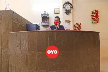 OYO 90059 Hotel Silver Stone