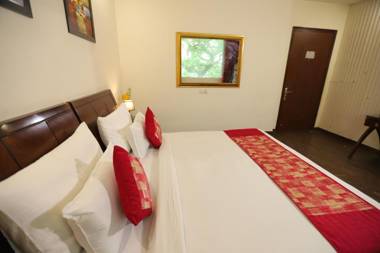 The Picasso Residency Hotel New Delhi - Couple Friendly Local IDs Accepted