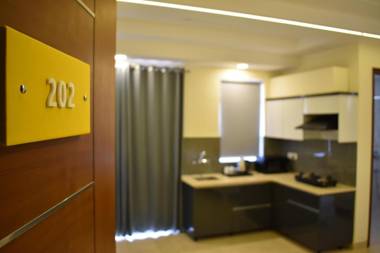 Lime Tree Luxury Studio Service Apartment