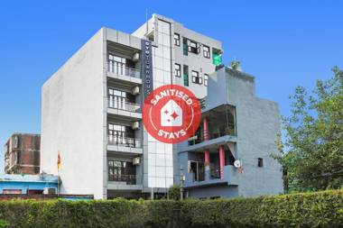 Townhouse 1077 Hotel Noida Galaxy