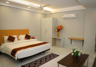 The Empire - Signature tower Gurgaon