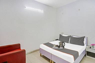 Oyo Flagship 91965 Imperial Residency