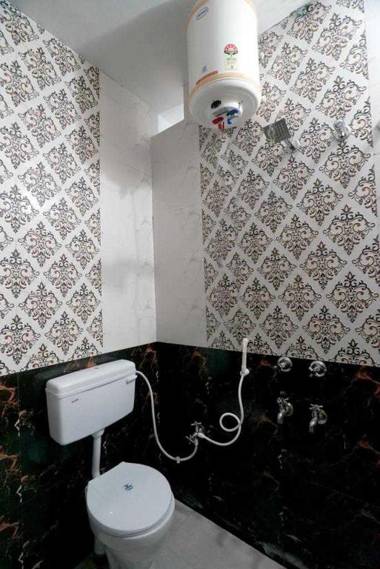 OYO 92124 Tree House