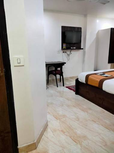 Hotel Amour By WB Inn