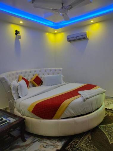 Hotel Raj Palace By WB Inn