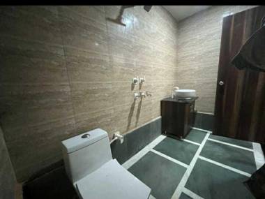 OYO 93050 Hotel Sushant Palace 3