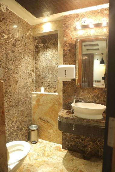Leeway Hotel