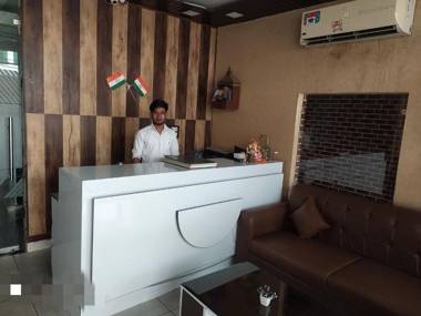 Hotel Sky Blue Near Delhi Airport