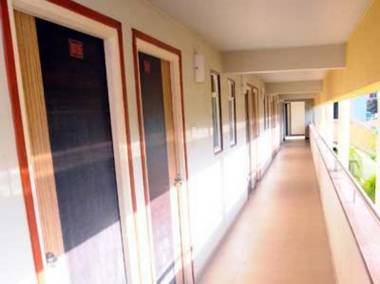 Hotel Palms Residency