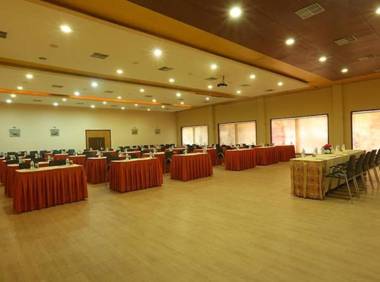 Mystic Valley Spa Resort Igatpuri