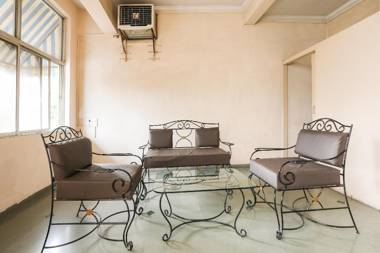 OYO Flagship 14283 Hotel Shanti Inn