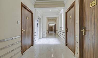 Treebo Trend Komfort Suites Yadavgiri