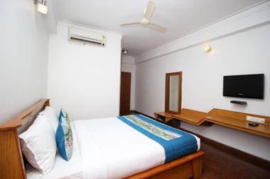 OYO 8646 Mahendra Hotel