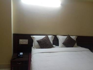 Hotel Vyshak International