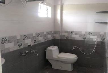 OYO Flagship 93452 The Runway Inn Resort