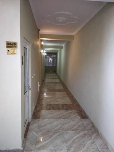 ROYAL BREEZE HOTEL & RESTAURANT