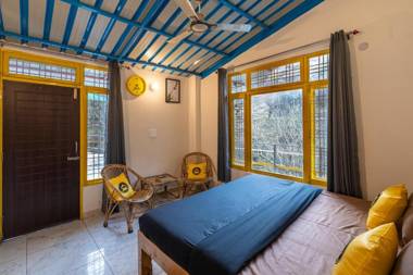 The Hosteller Mussoorie by the Stream Side