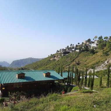 SkyHill Resorts and Cottages by MountMemory