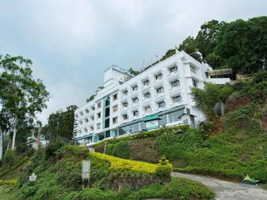 Misty Mountain Resort