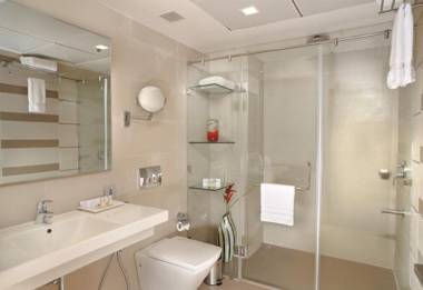 Chandys Windy Woods Munnar