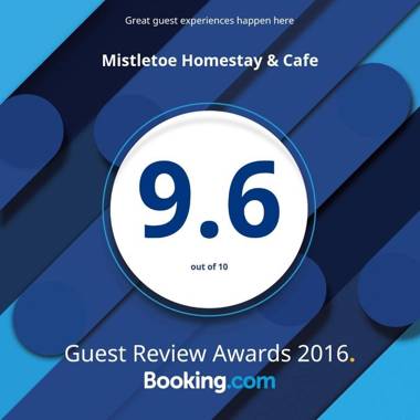 Mistletoe Homestay & Cafe