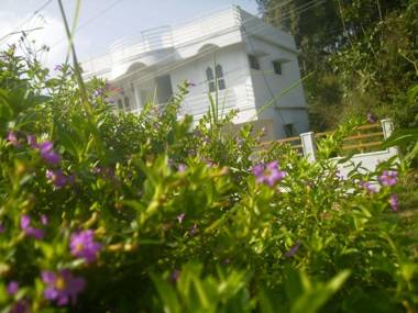 Snow White Holiday Homes