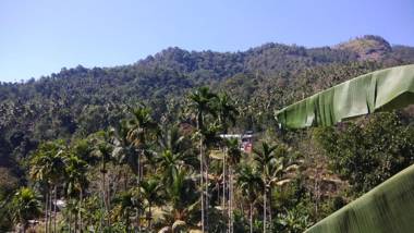 Riverbench Homestay Munnar