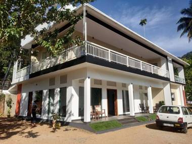 Riverbench Homestay Munnar