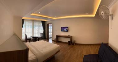 Tea Garden Riverside