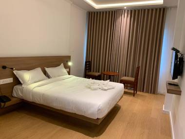 Tea Garden Riverside